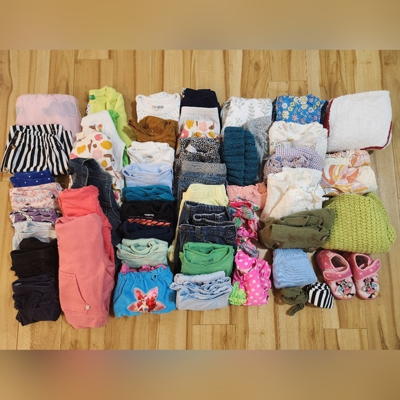 2T/18-24 Month Toddler Girl Lot - Baby Clothes (All Seasons) - Picture 1 of 4
